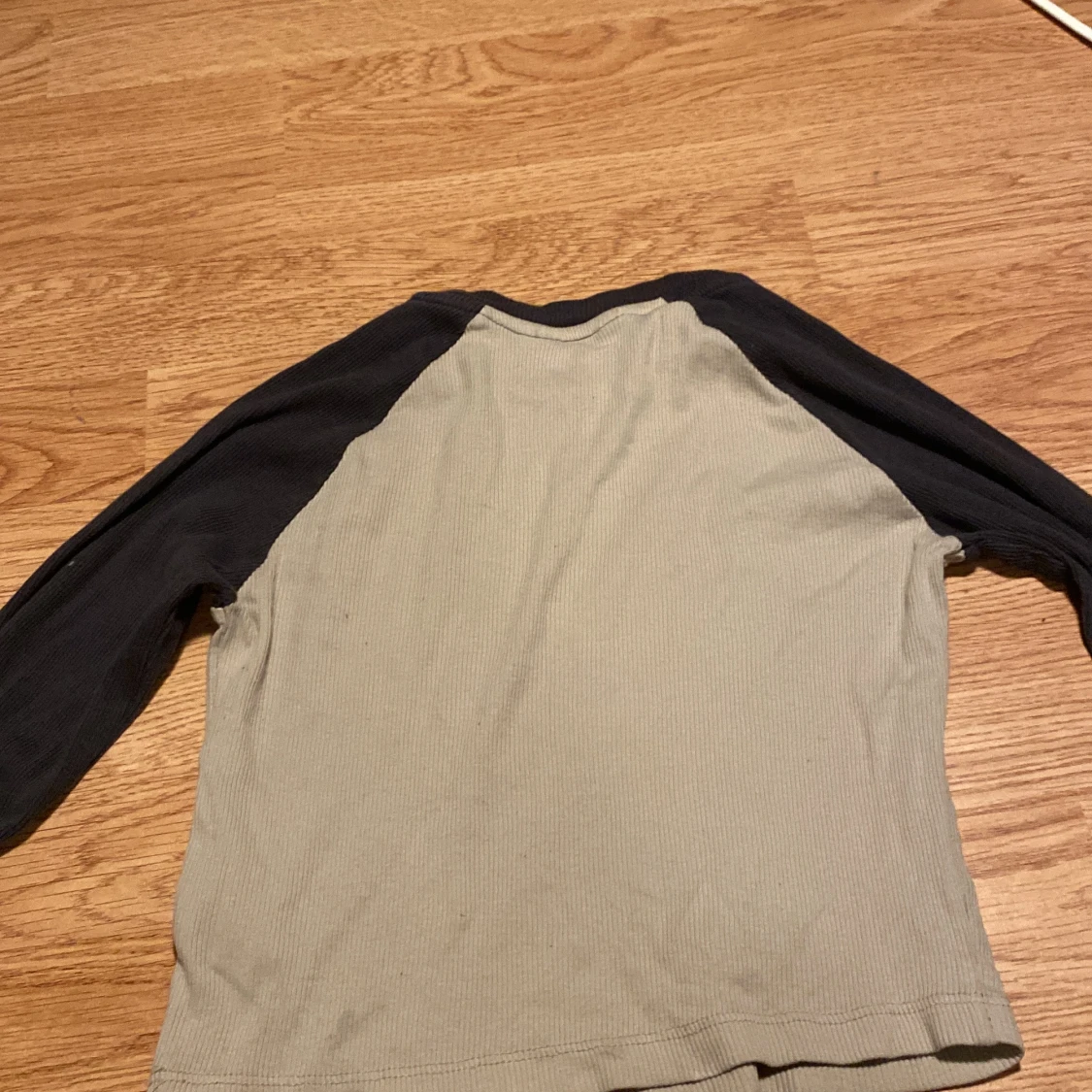  långärmad tröja med stjärna H&M - 1