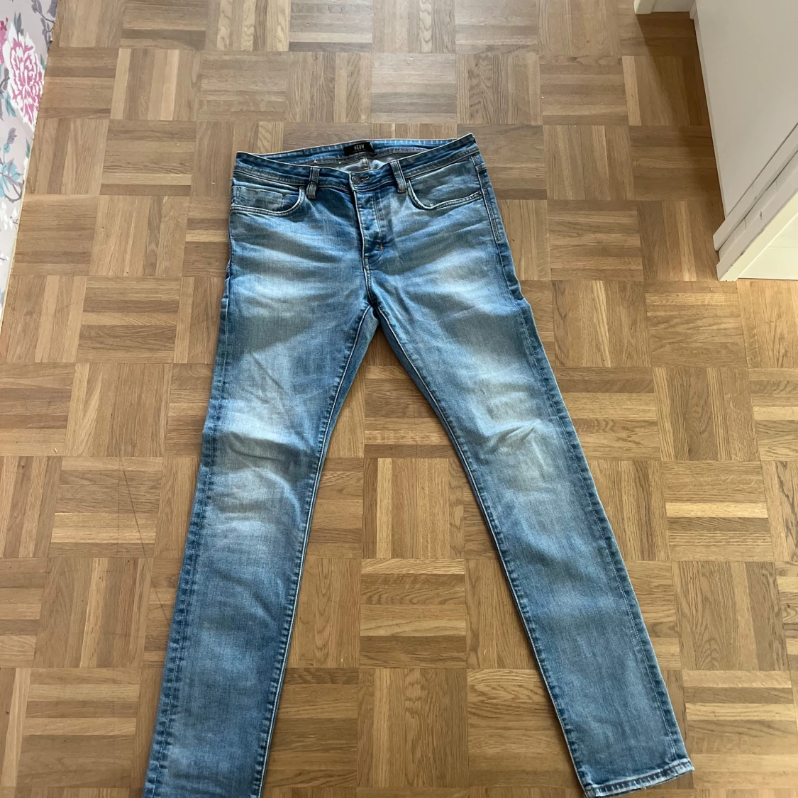 Ljusblå jeans från Neuw