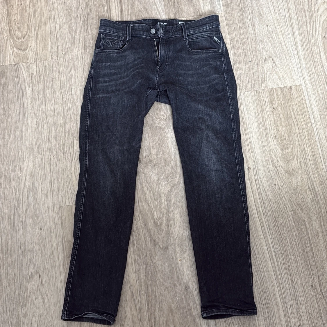 Svarta jeansbyxor från Replay