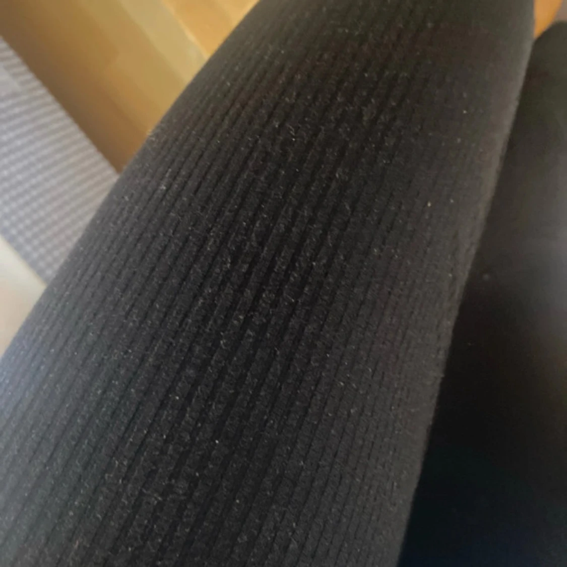 Svarta ribbade byxor - 2