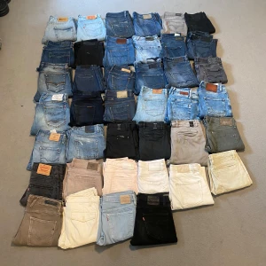 40 par jeans utförsäljning - 7999kr för 40 par jeans - 199kr/st -  går ner i pris vid bundle och snabbaffär ‼️ | Märken Nudie, Replay Diesel, Levis, Massimo Dutti | Bara bra storlekar och passformer |  Hör av dig vid frågor!