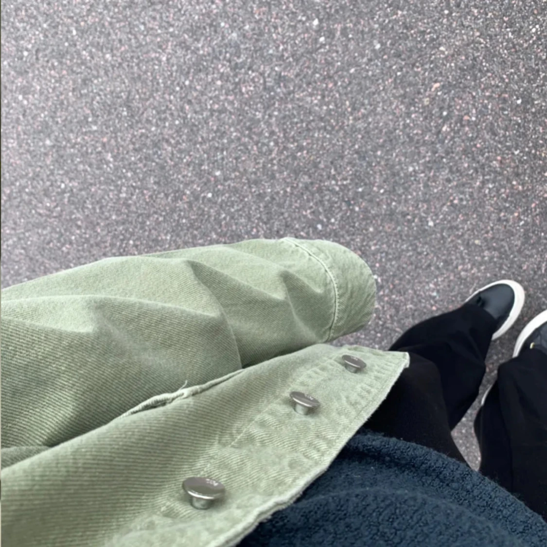 Grön jacka med knappar - 2