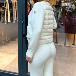 Set - Finns i storlek S/M