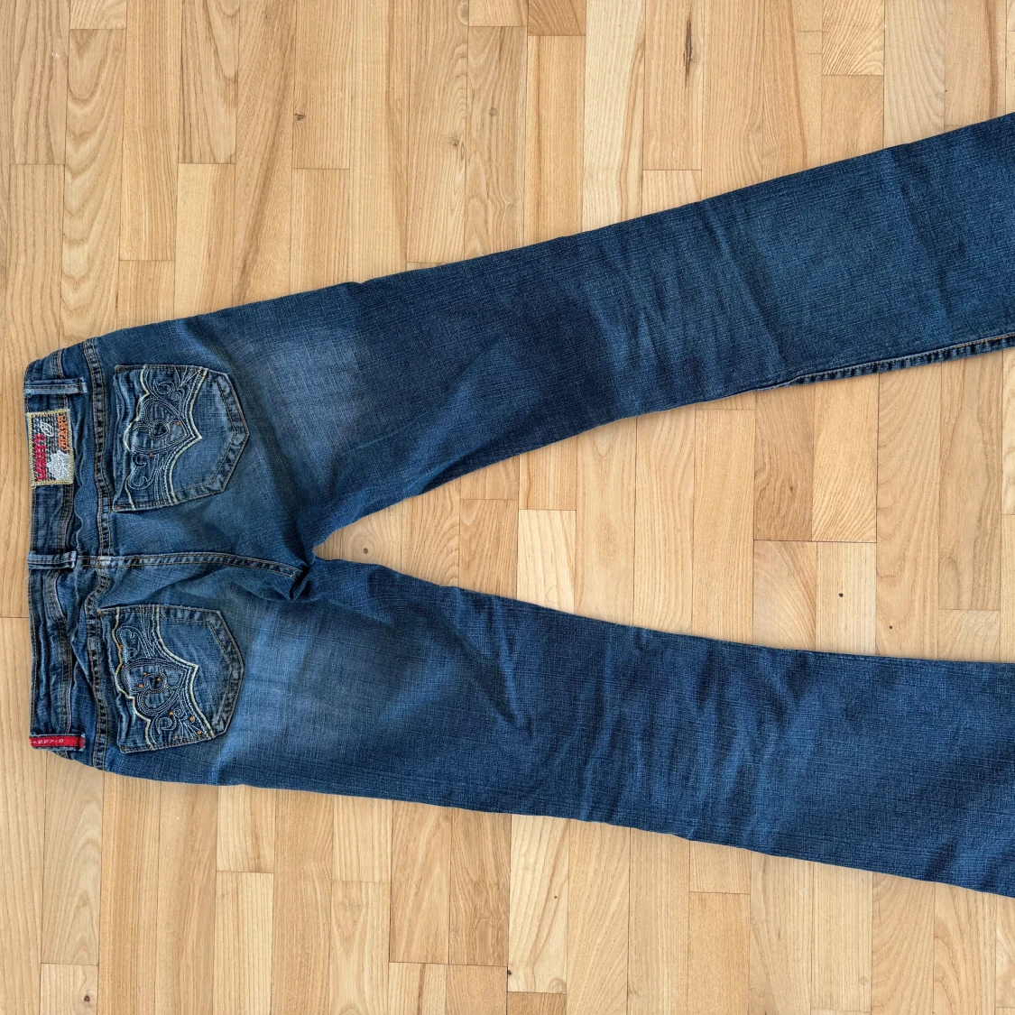 Blå bootcut jeans från Miss Sixty - 2