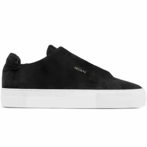 SÖKER! Söker Axel arigatos 360 clean laceless - Söker helst ett par svarta men navy blåa funkar också skriv om ni har nått STRL 39-40