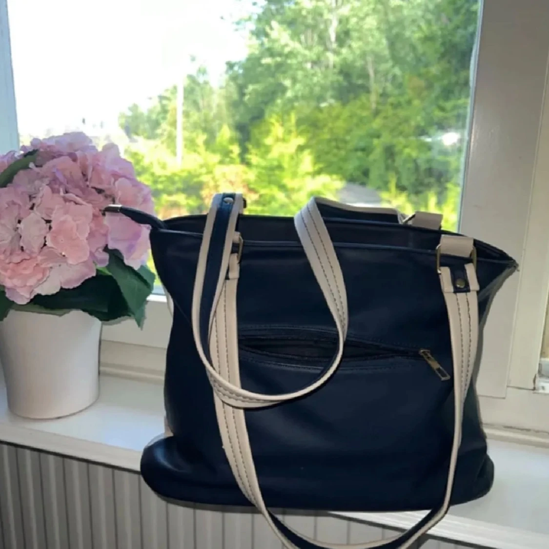 Blå och beige axelväska - 1