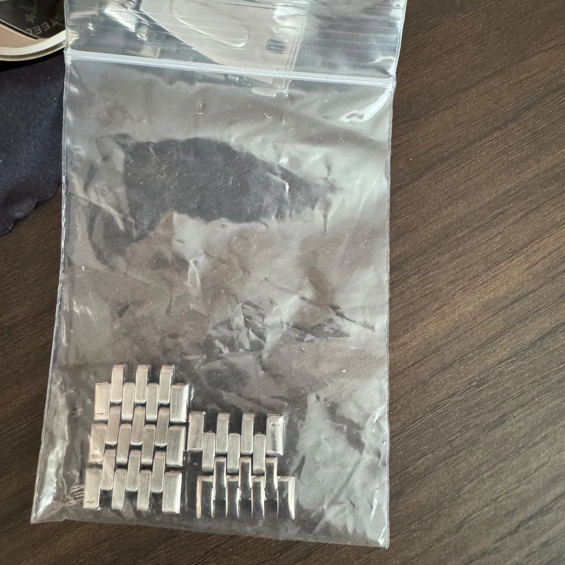 Silverfärgad klocka från Jet Set - 4