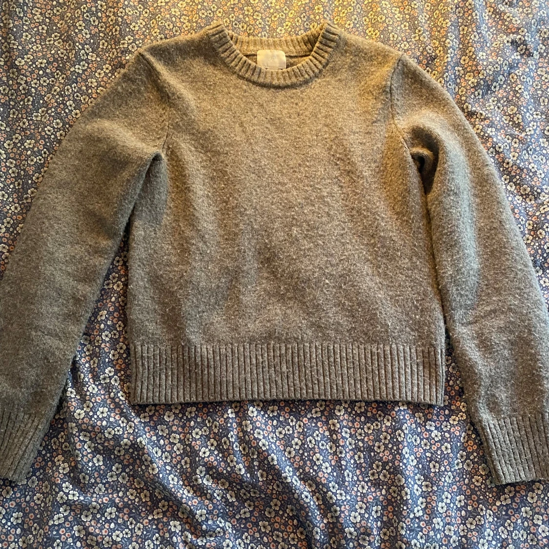 Grå stickad tröja från H&M - 3