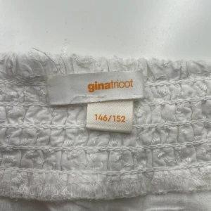 Kjol - Kjol från gina tricot. Mycket lite andvänd!Nypriset var ungefär 270. Föreslå pris!💓