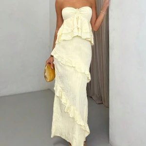 Klänning - Super fin gul långklänning i storlek xs