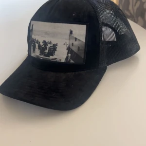 Keps - Tja säljer denna keps. Har aldrig haft någon användning av den. Den har bara legat i garderoben 