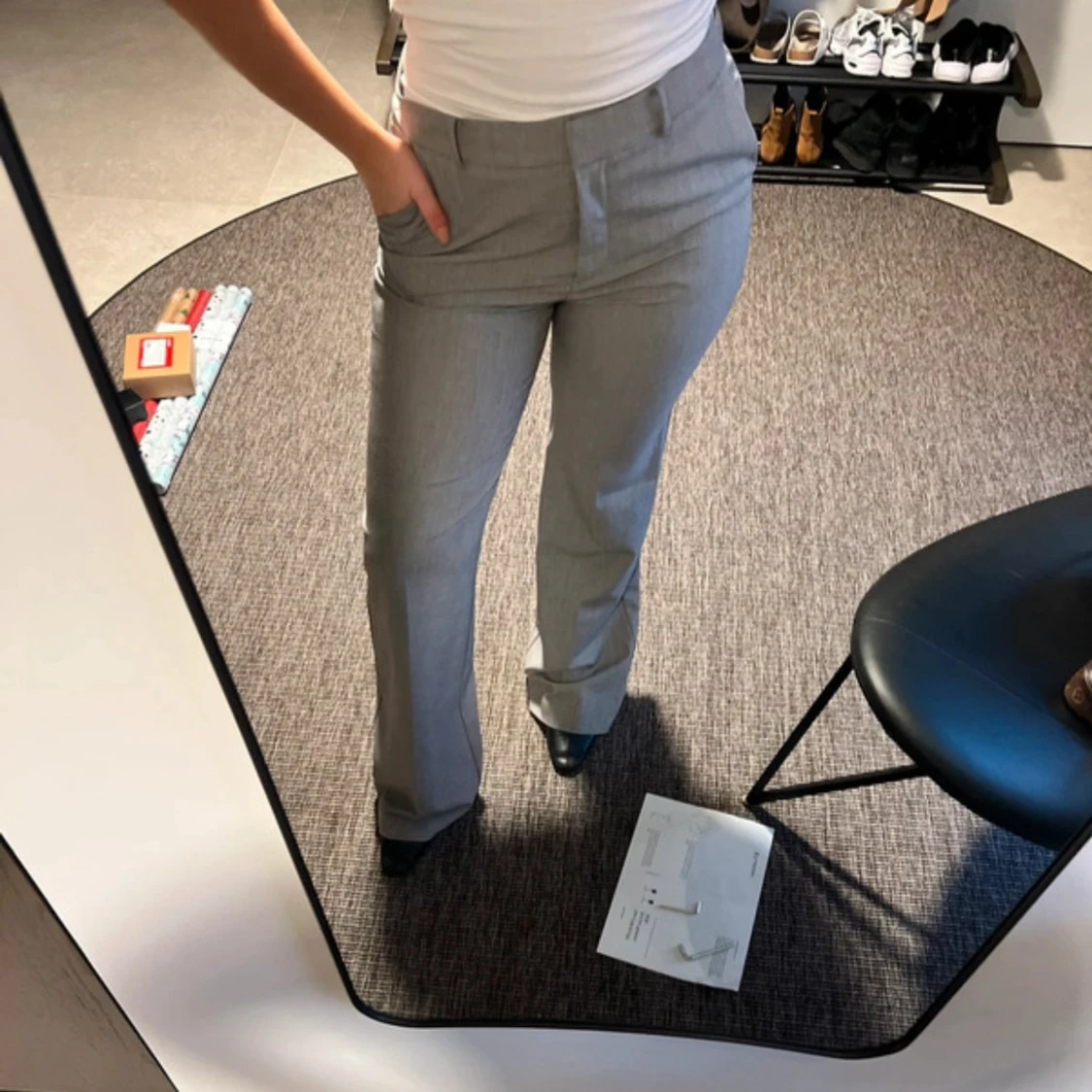 Grå kostymbyxor - 2