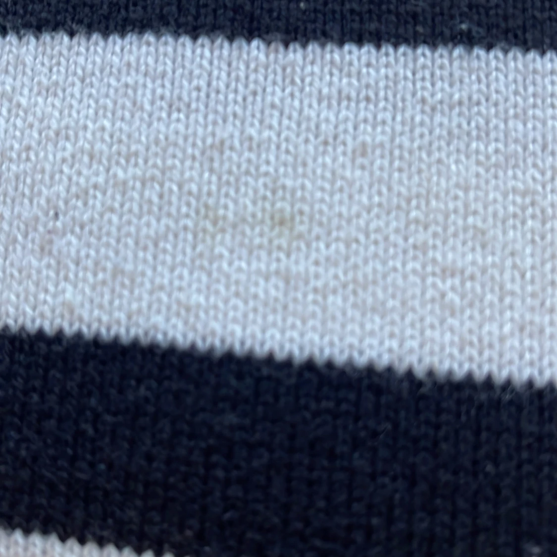 Randig svartvit stickad tröja Gina Tricot - 3