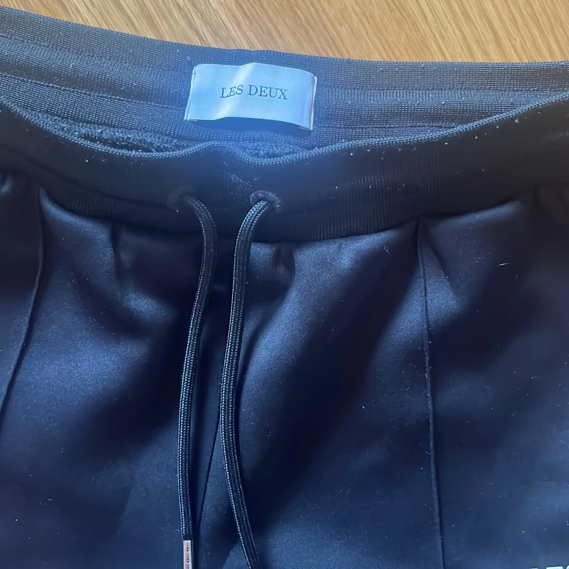 Svarta mjukisbyxor från Les Deux - 1