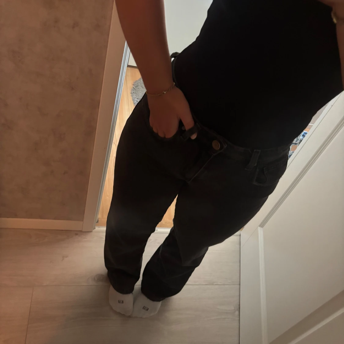 Svarta lågmidjade straight jeans - 2