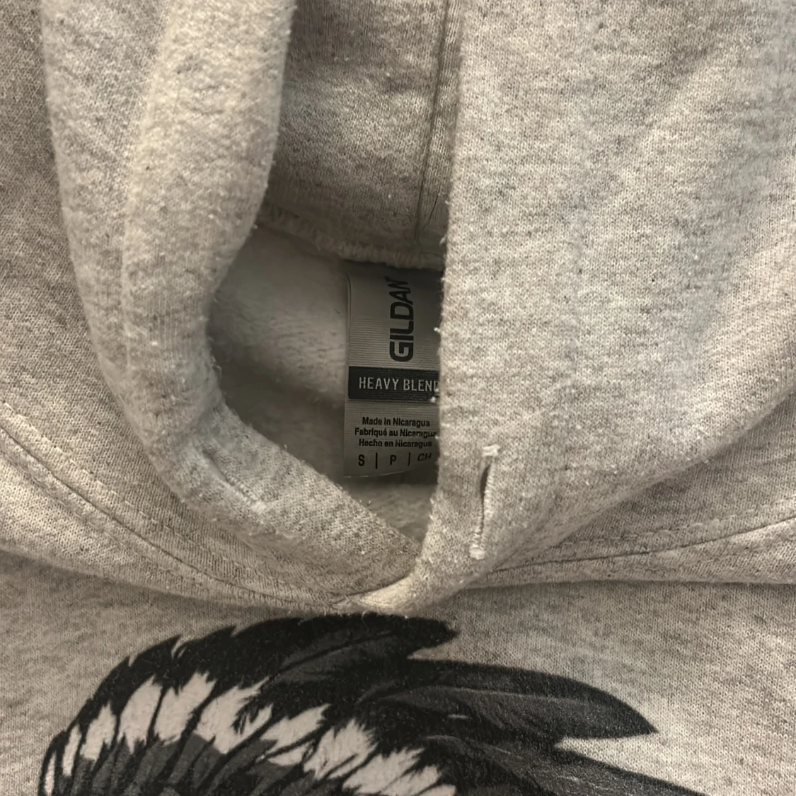 Grå hoodie med tryck från scandi - 2