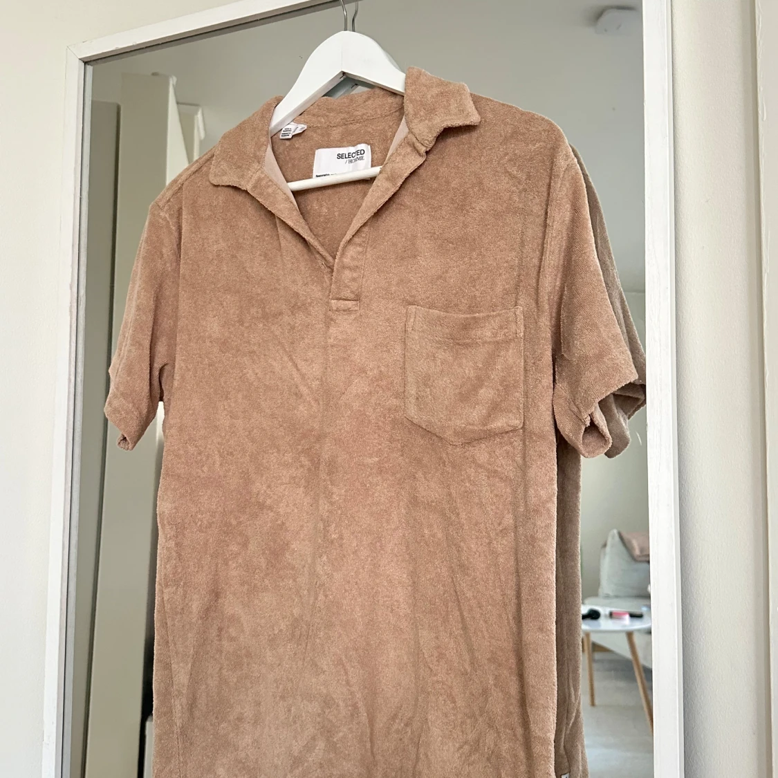 Beige frotté piké från Selected Homme