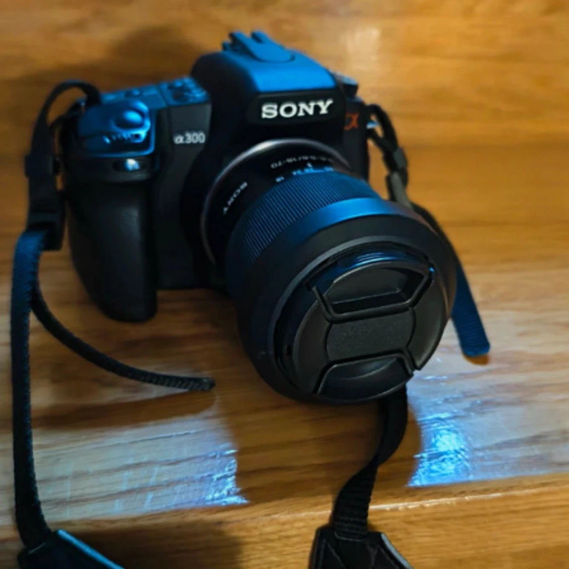 Sony alpha  α300 - 1