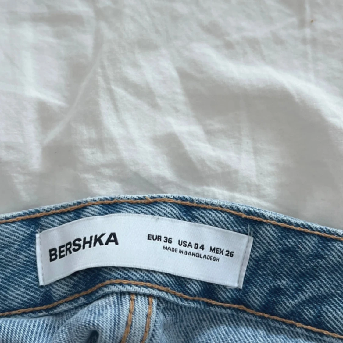 blå jeans från berskha - 3