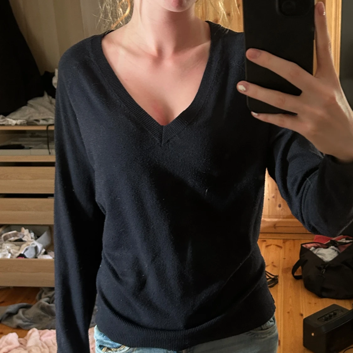 Svart v-ringad tröja från Primark