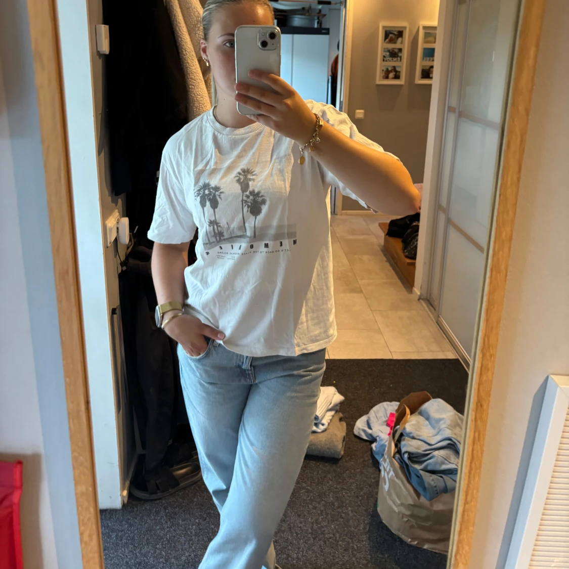 Vit t-shirt med tryck - 1