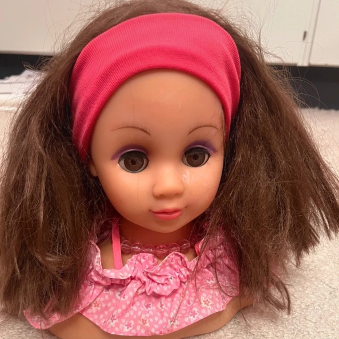 Frisyr och smink docka  - 1