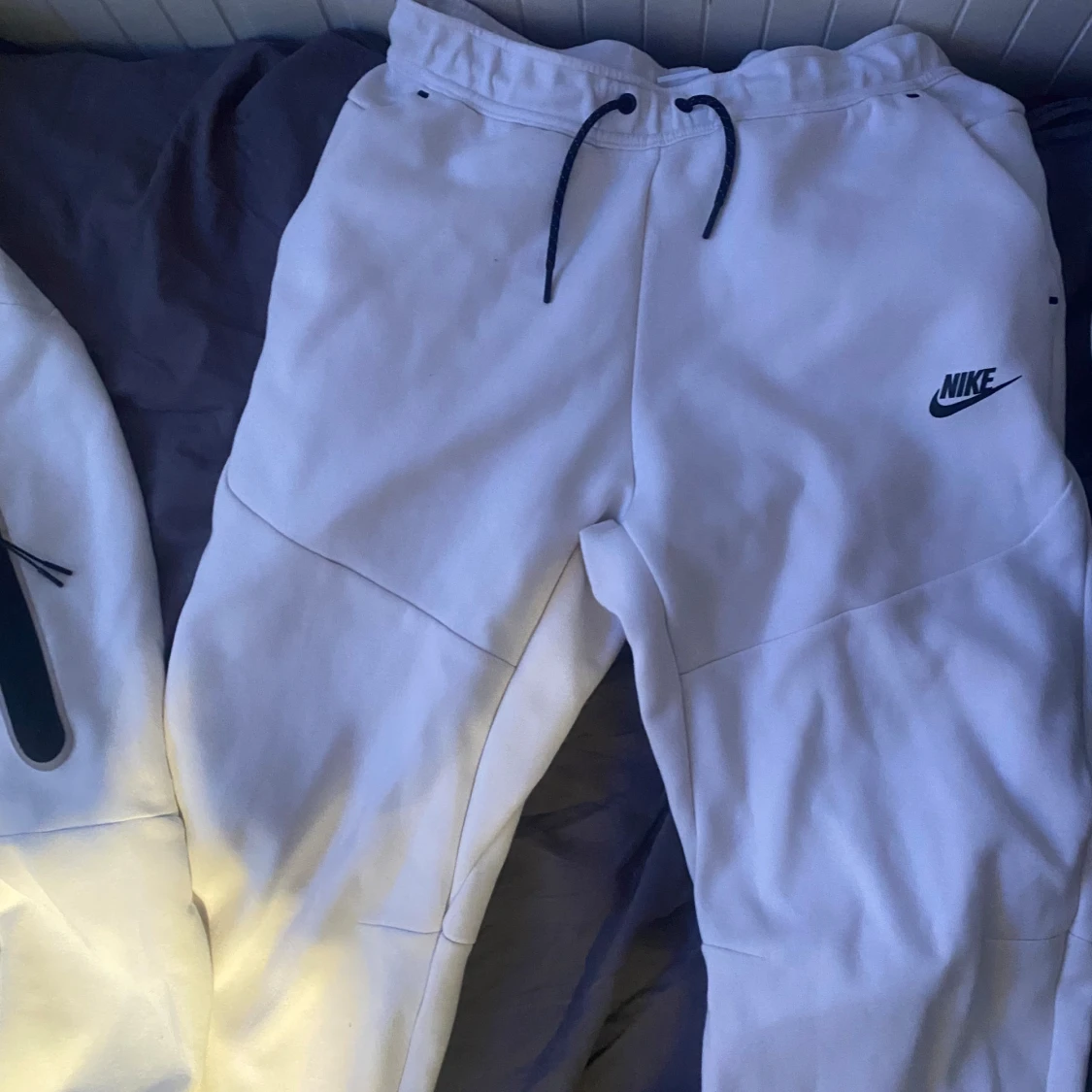 Vita mjukisbyxor från Nike - 2