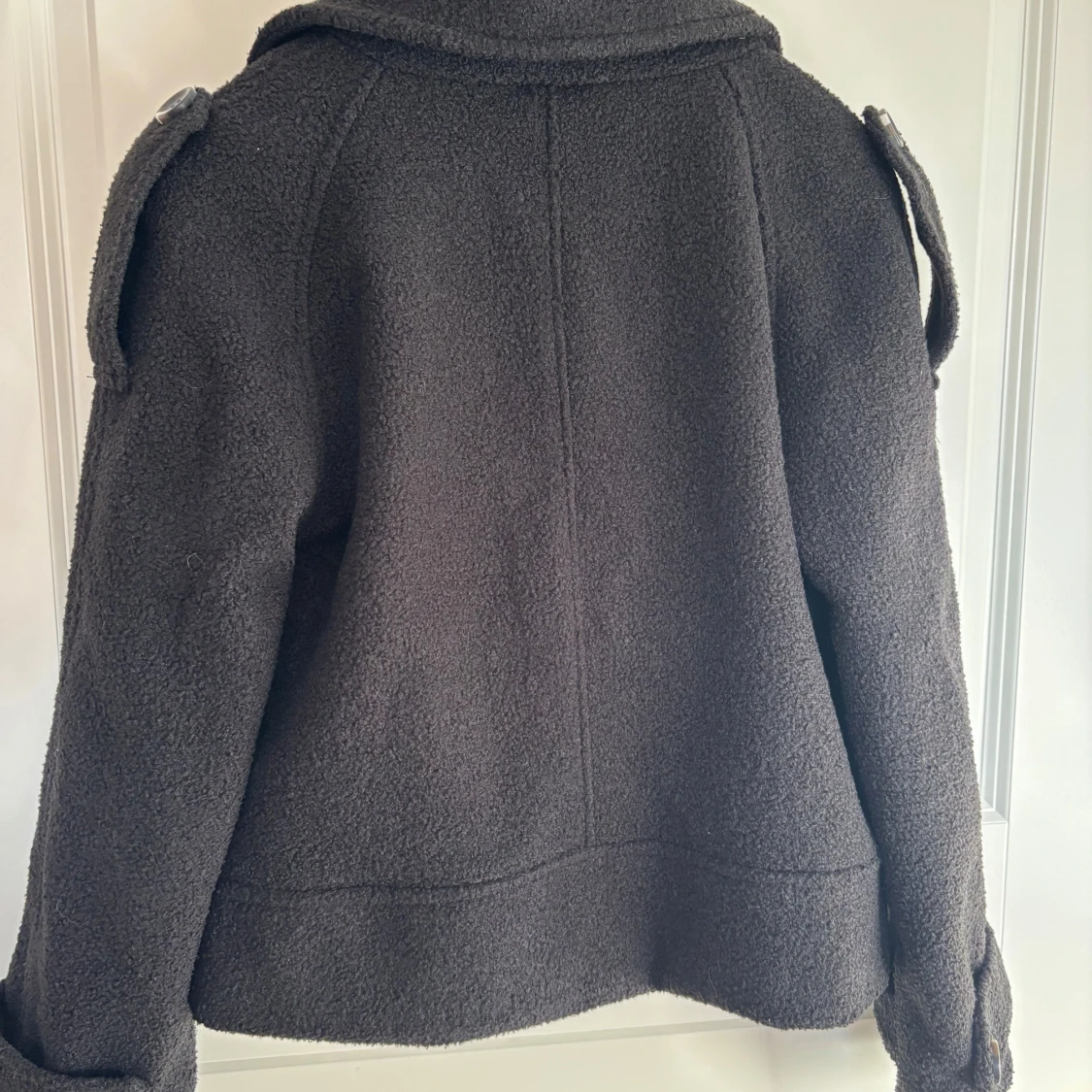 Svart teddyjacka/kappa  - 1