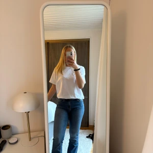 Jeans Vero Moda - Jeans från Vero Moda i storlek M, väldigt stretchiga. Använda fåtal gånger