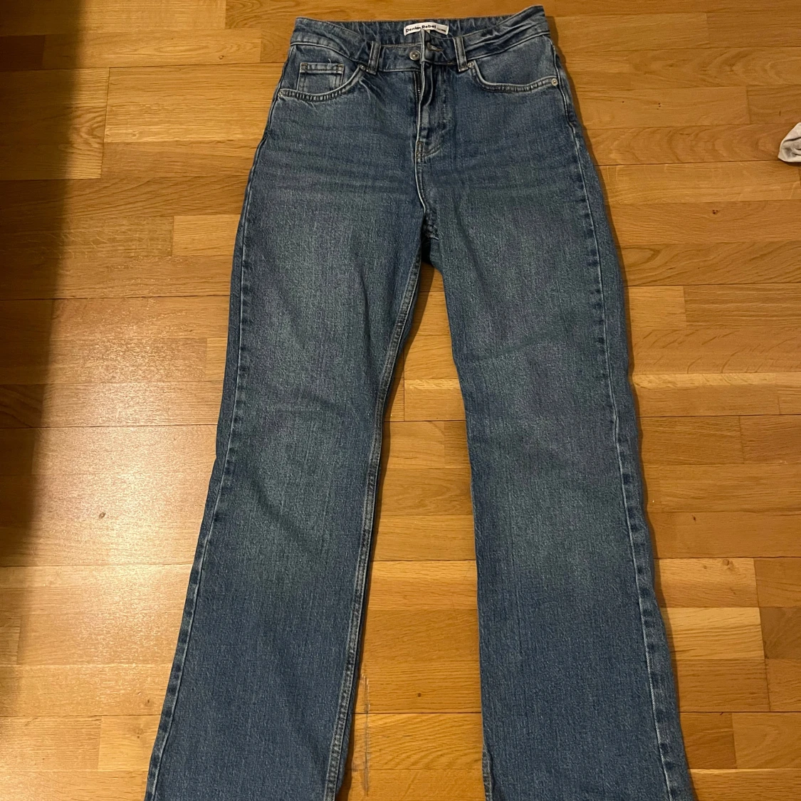Blå jeans, raka - 1