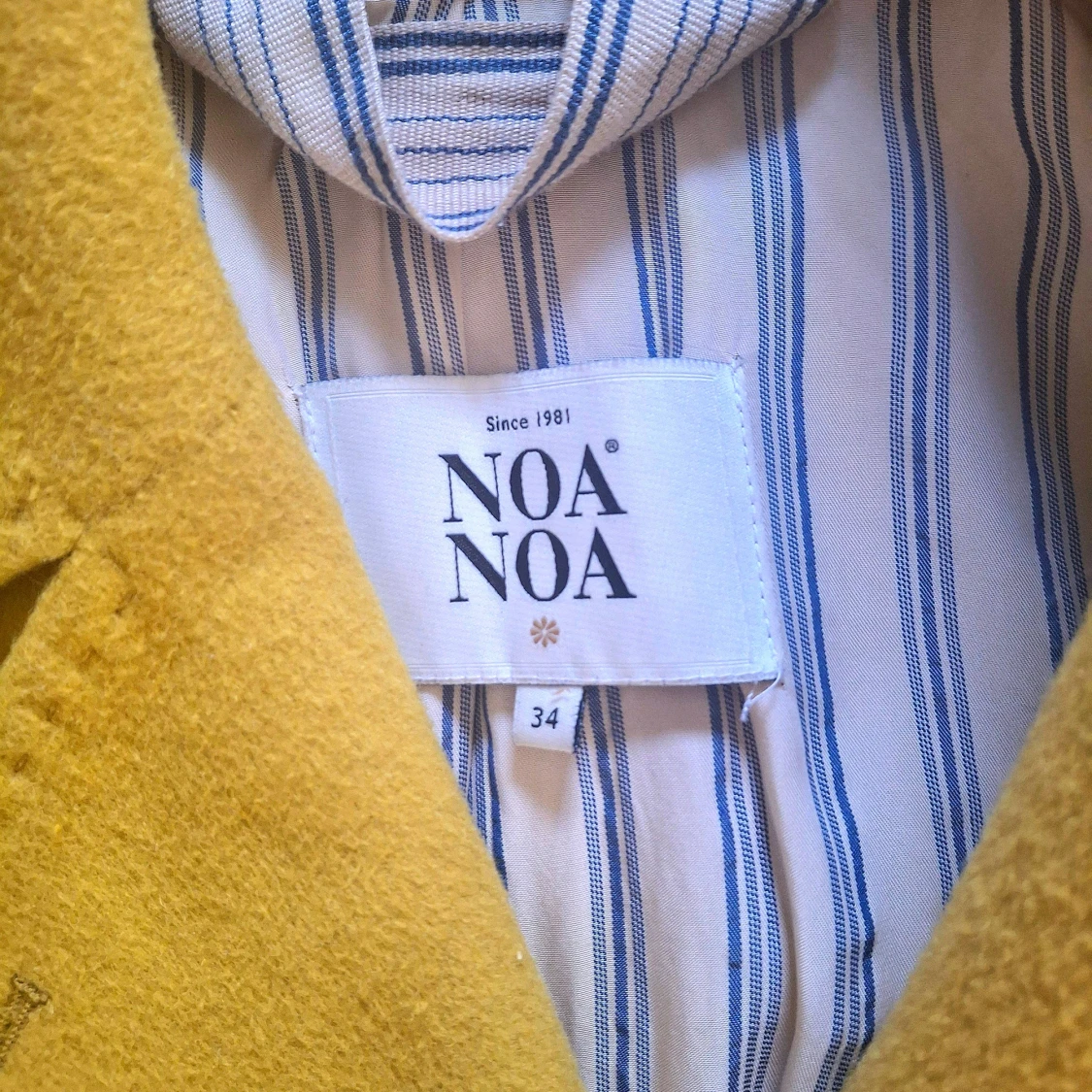 Senapsgul kappa från Noa Noa - 2