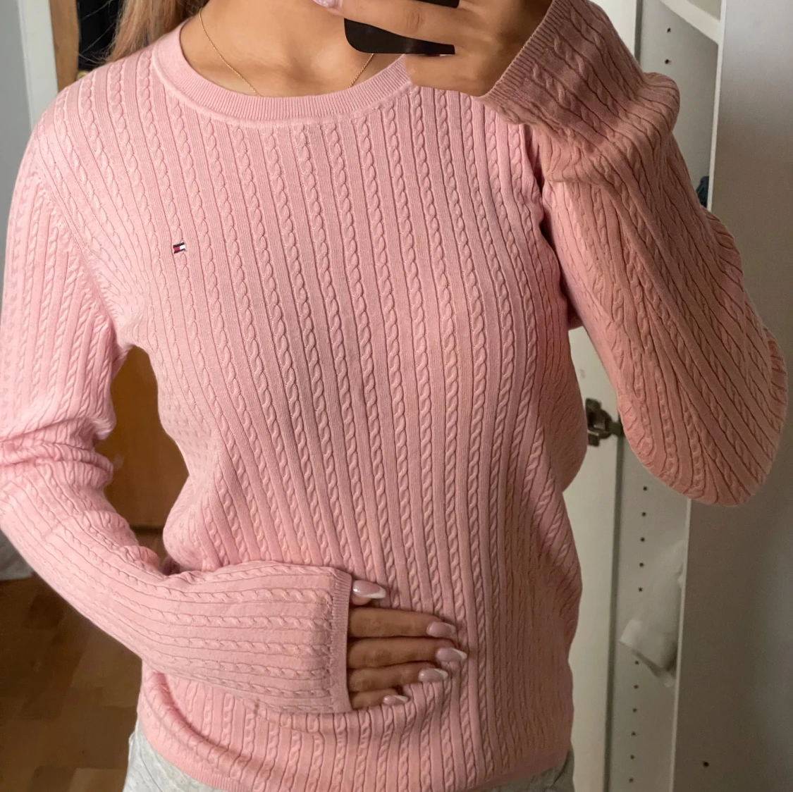 Rosa stickad tröja från Tommy Hilfiger - 1