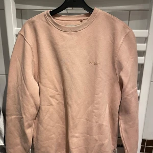 Gammel rosa tröja - Gammel rosa tröja i S/M