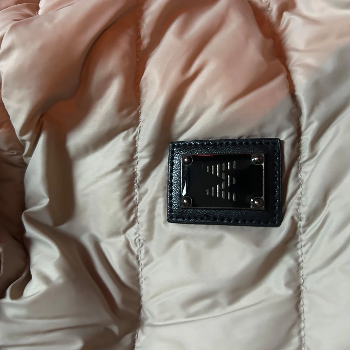 Beige quiltad pufferjacka från Matinique - 2