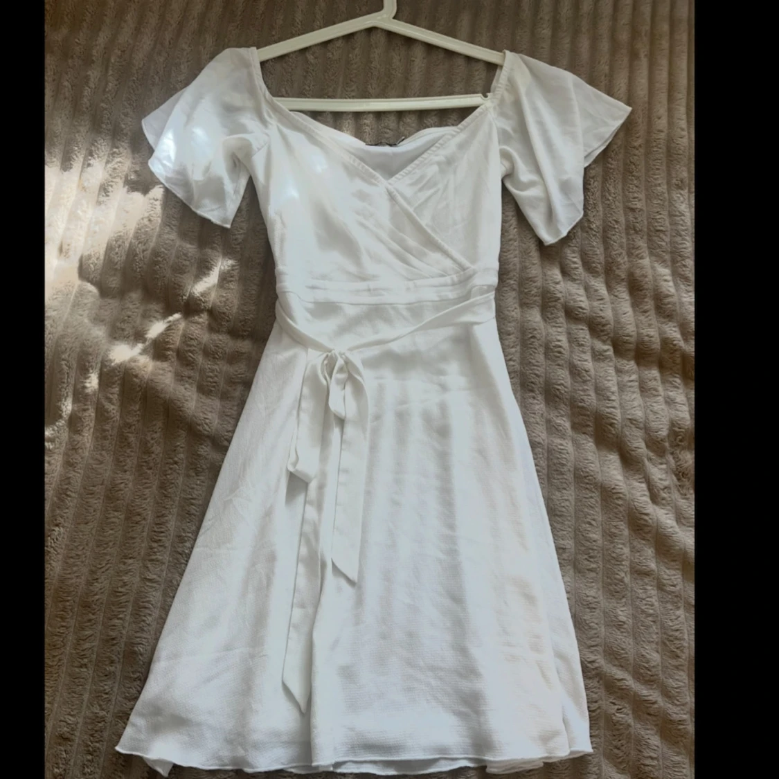 Vit klänning från NLY One - 1