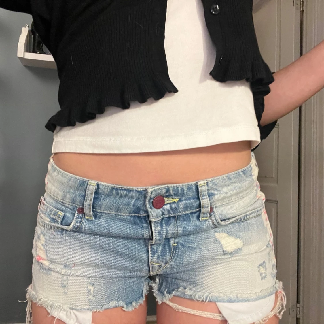 Lågmidjade jeansshorts  - 2
