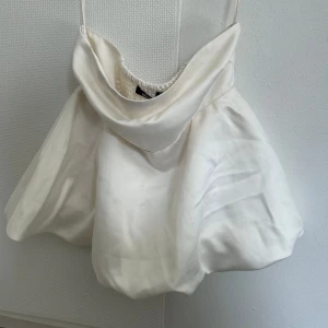 axlebandslös topp - supersöt topp som inte kommer till användning 🩷