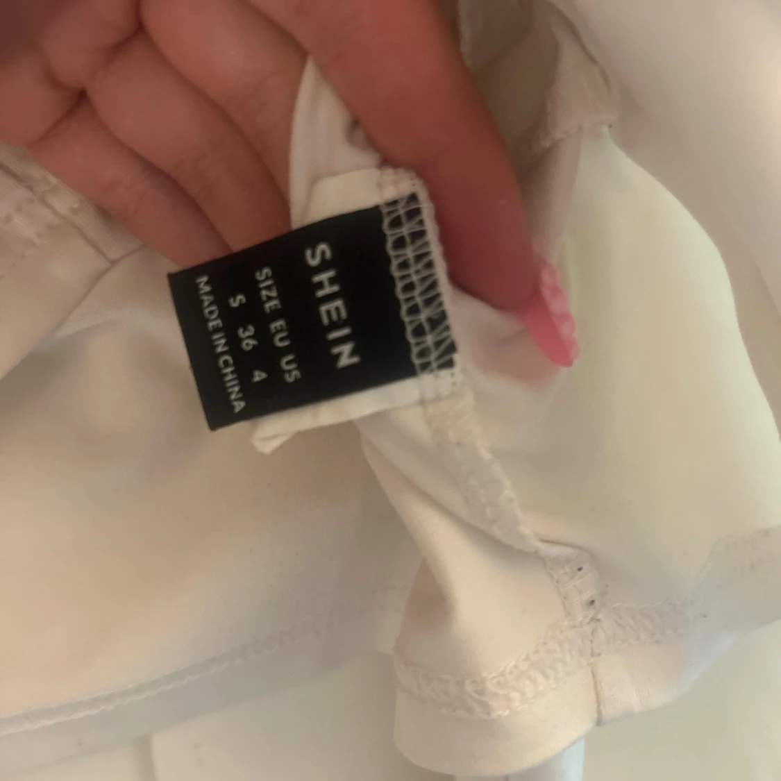 Vit croppad topp från SHEIN - 3