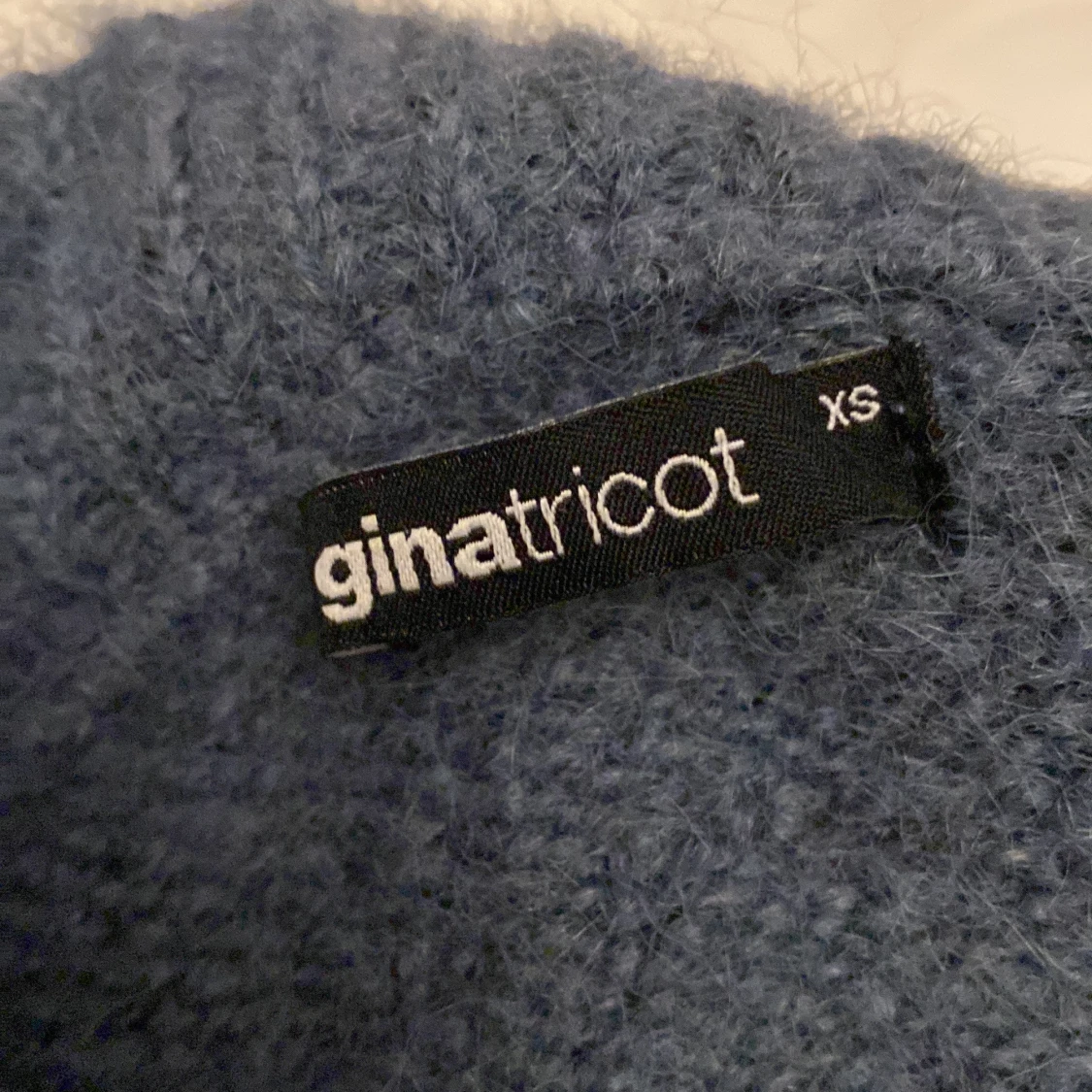 Mörkblå stickad tröja Gina Tricot - 2