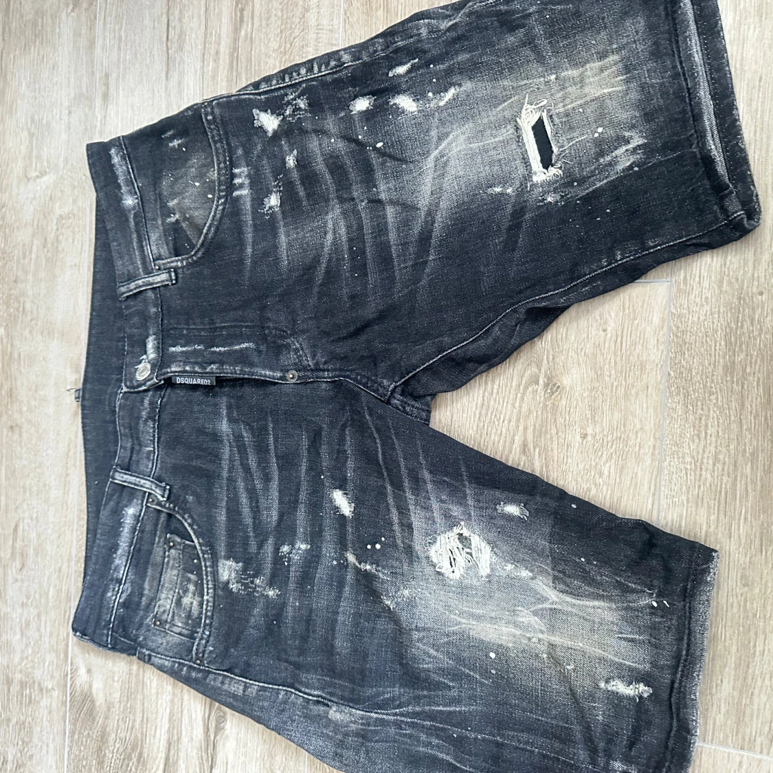 Svarta jeansshorts från Dsquared2