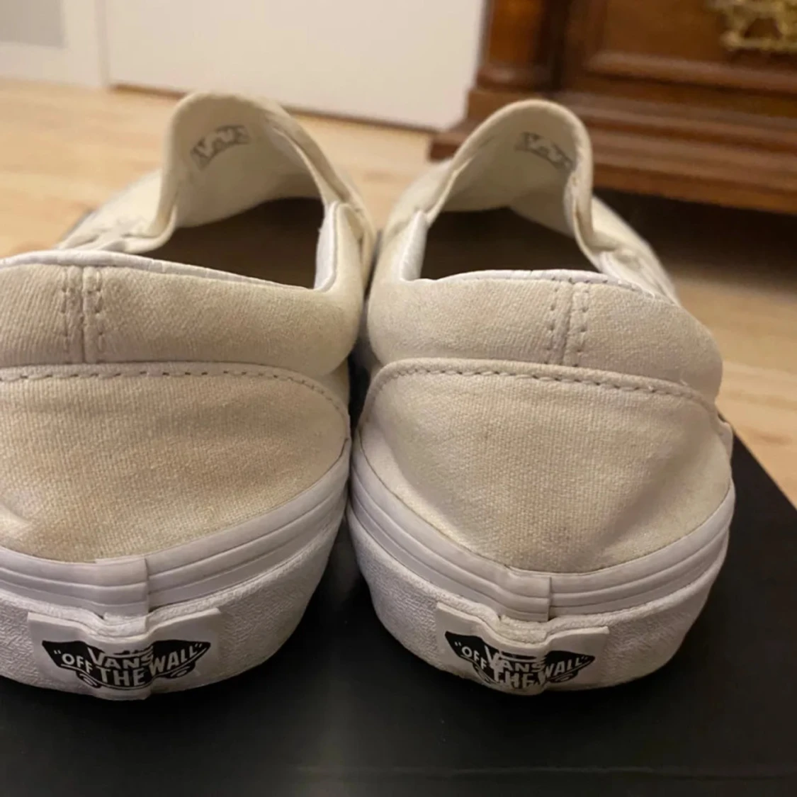   Vans vita storlek 37!  - 4