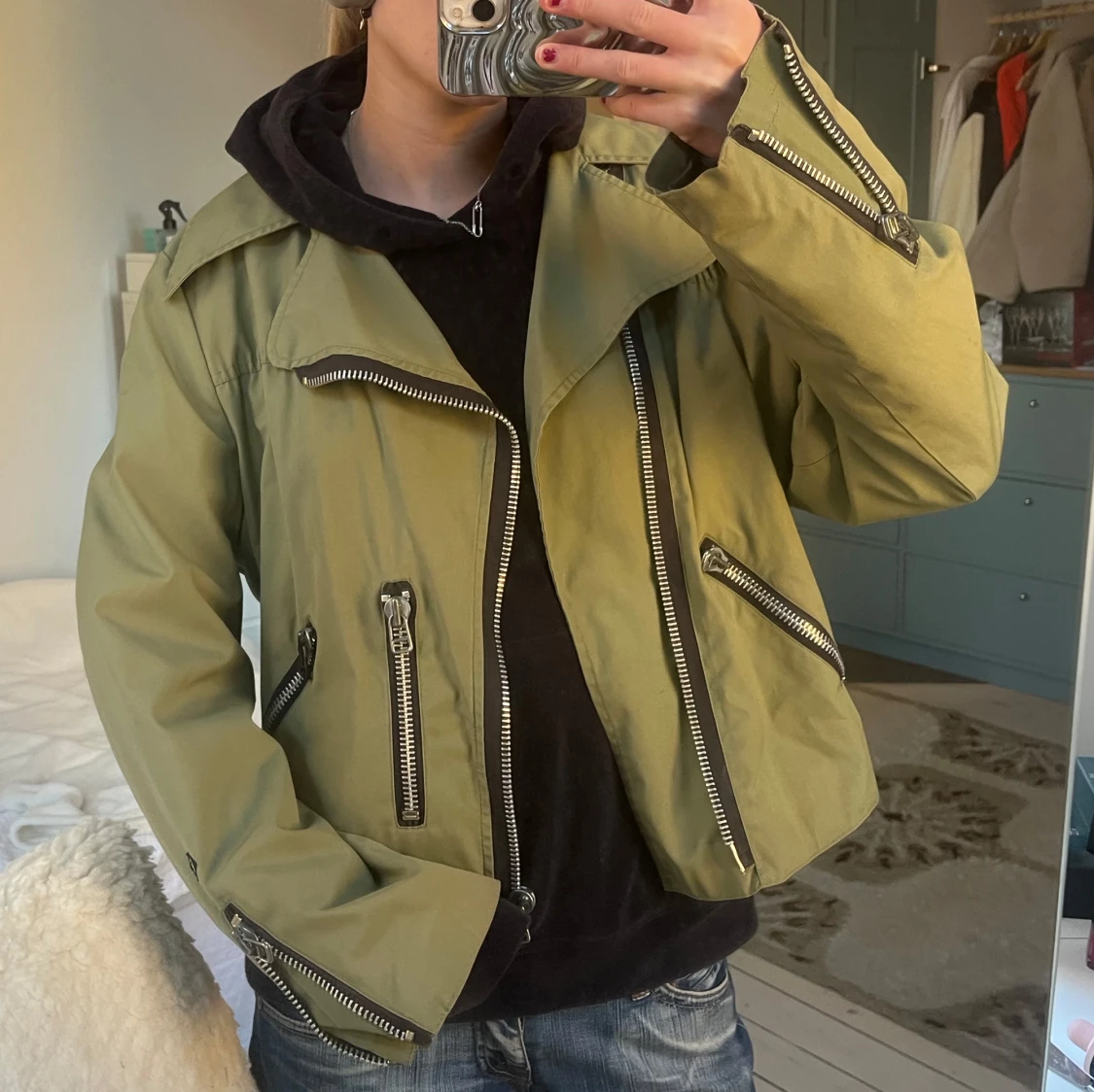 Olivgrön bomberjacka med dragkedjor - 1