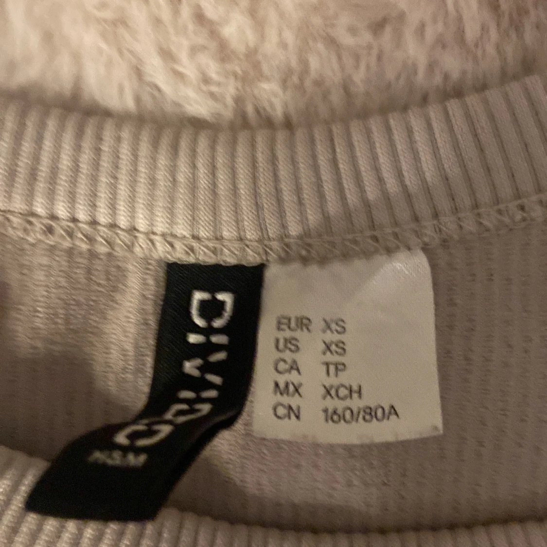 Vit ribbad linnetopp från H&M Divided XS - 1