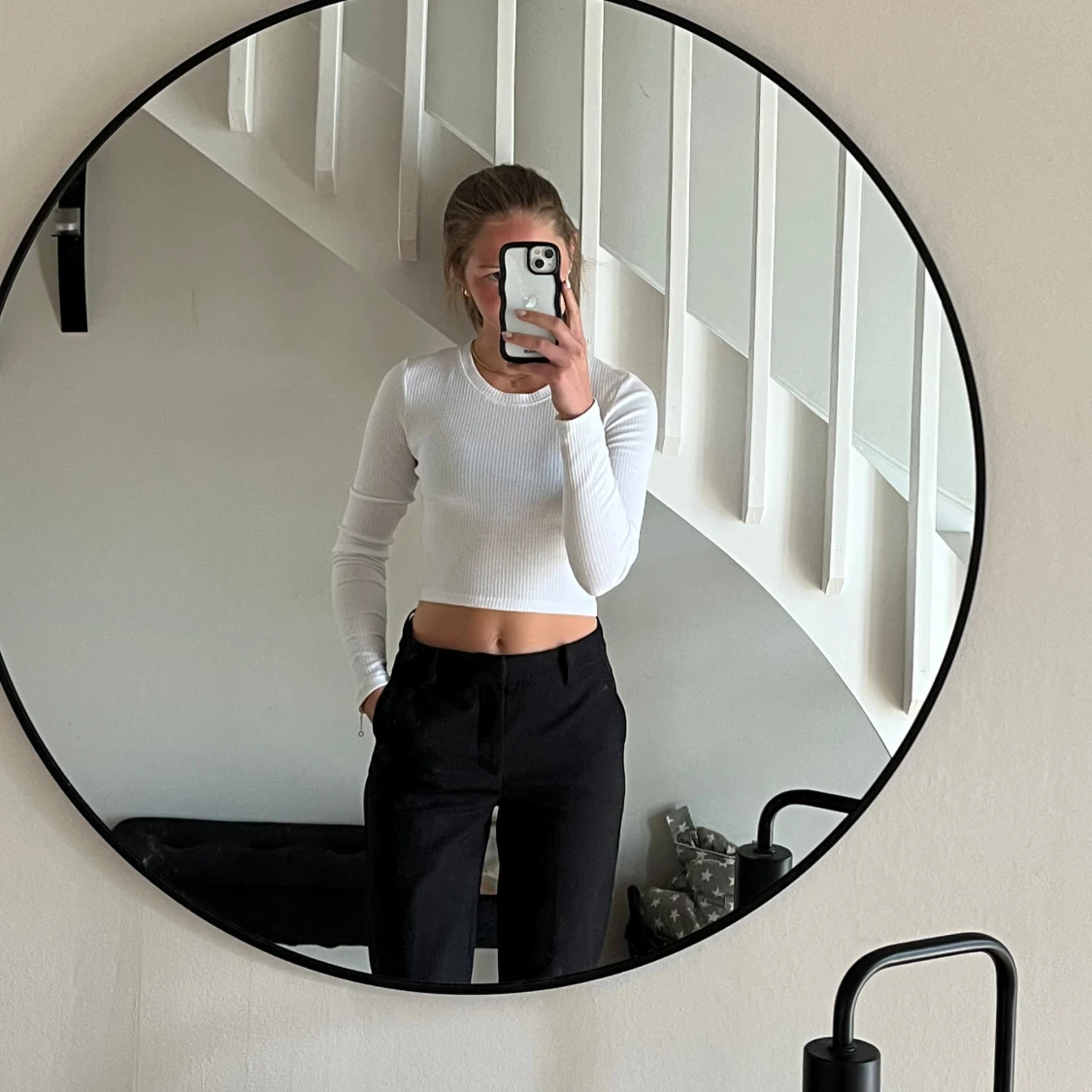 Vit croppad långärmad topp - 1