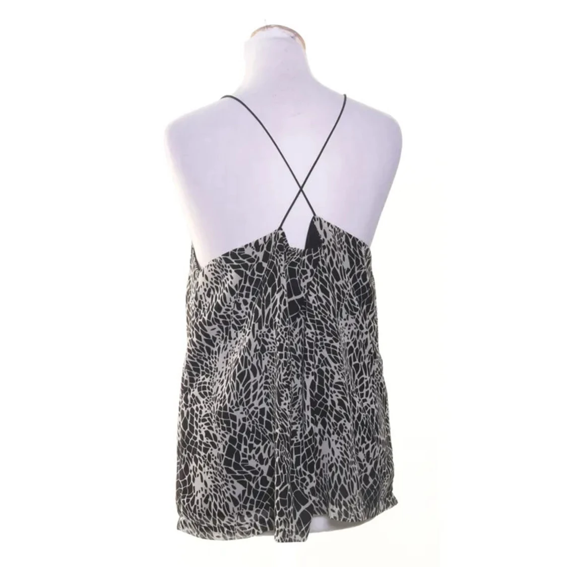 Svartvit mönstrad topp med tunna band - 2