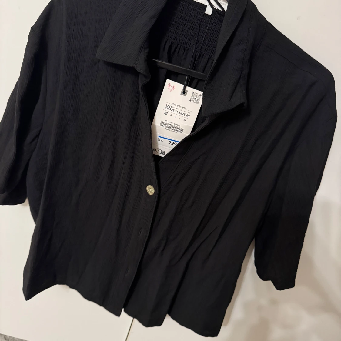 Svart kortärmad skjorta från Zara - 1