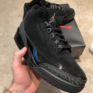 Air Jordan 3 Black Cat - DS 10/10. Storlek 42.5. Kvitto finns. 