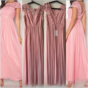 Festklänning - Ny festklänning från Vila – storlek 38 Helt ny och oanvänd, med prislapp kvar (utan pris). Fin ljusrosa färg – perfekt för fest och speciella tillfällen. I perfekt skick. 