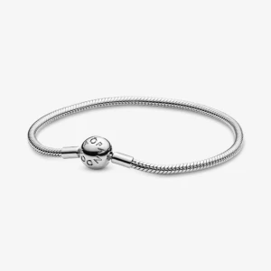 Pandora silverarmband med uggleberlock - Snyggt silverarmband från Pandora med uggel berlock 🥰