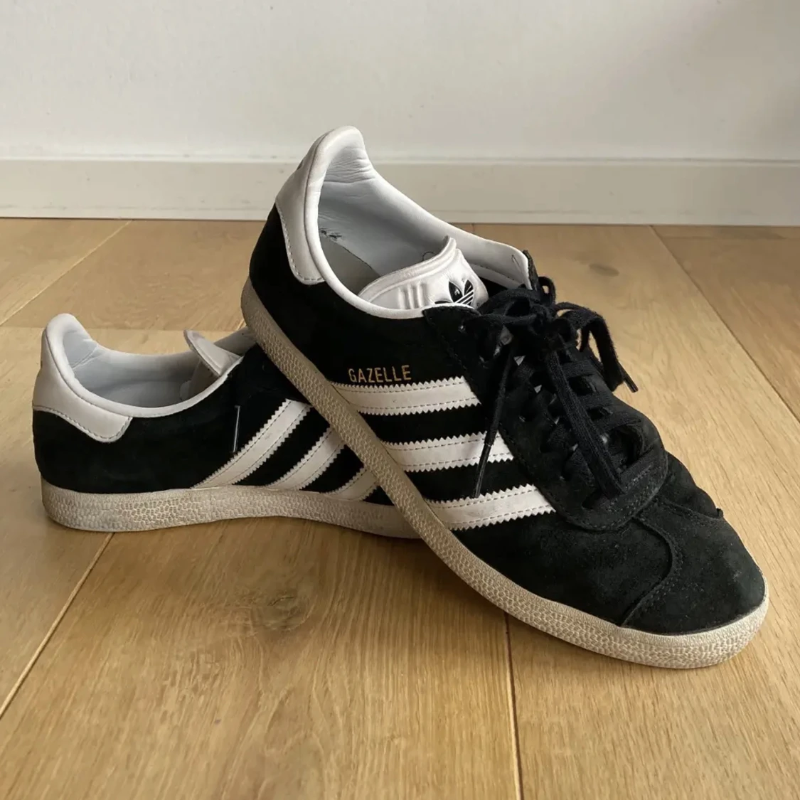 Adidas gazelle - 1